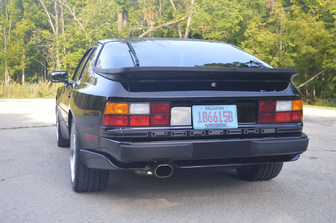 1988 Porsche 944 Turbo - Image 14 of 31