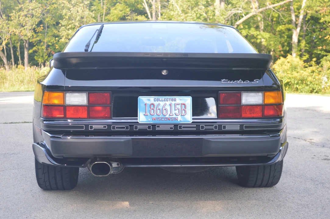1988 Porsche 944 Turbo - Image 15 of 31