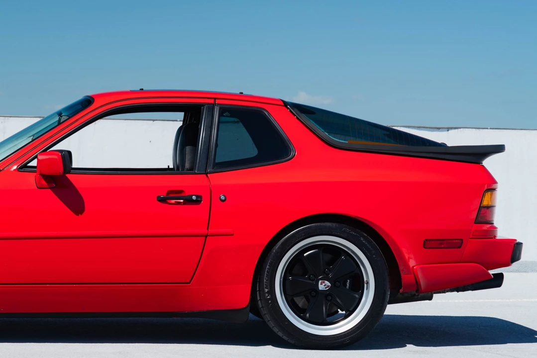 1988 Porsche 944 Turbo - Image 27 of 31