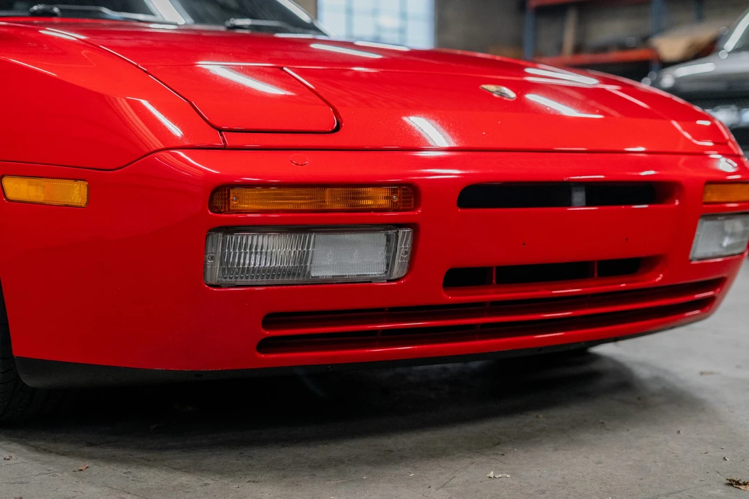 1988 Porsche 944 Turbo - Image 14 of 31