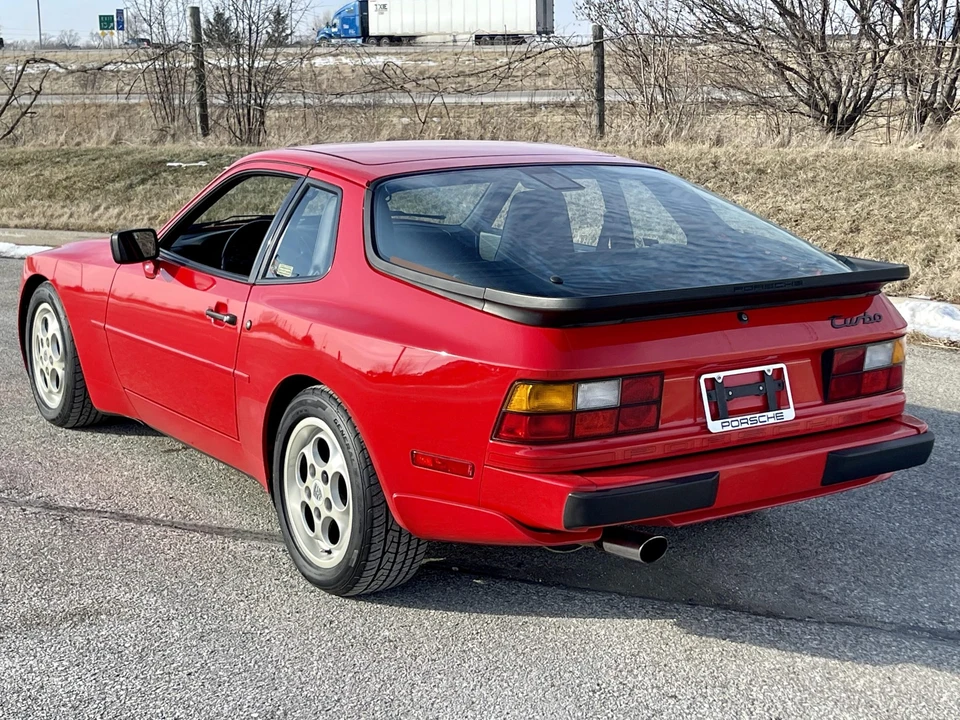 1988 Porsche 944 Turbo - Image 29 of 31