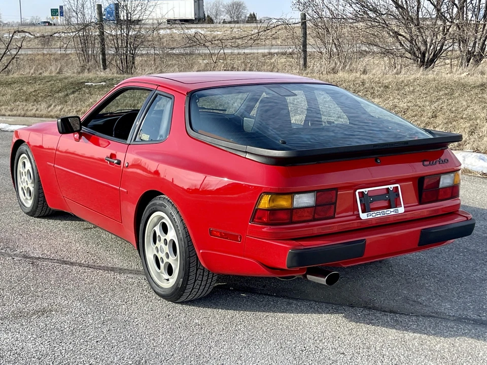 1988 Porsche 944 Turbo - Image 30 of 31