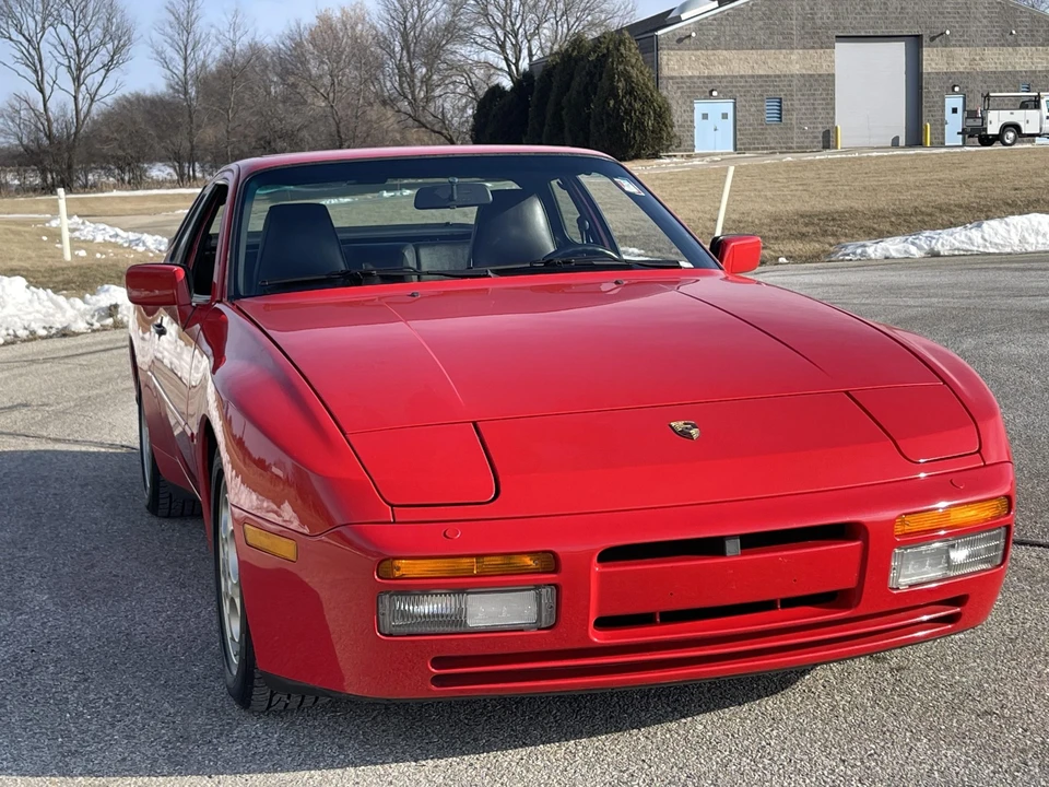1988 Porsche 944 Turbo - Image 15 of 31