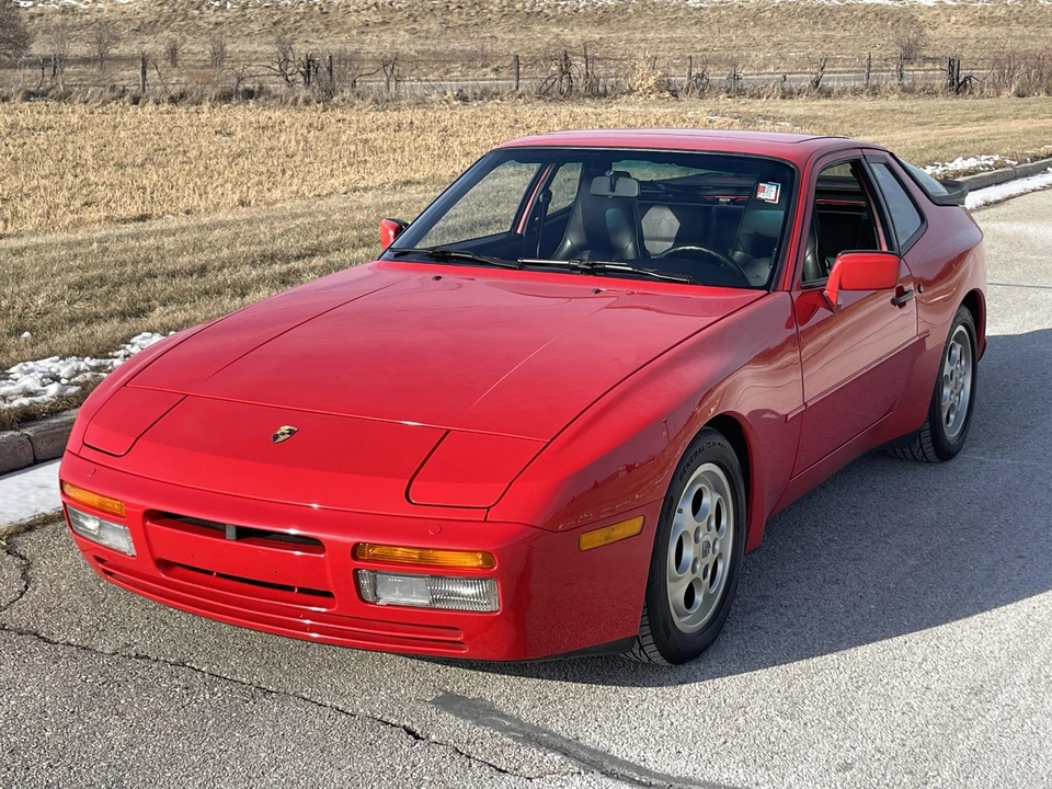 1988 Porsche 944 Turbo - Image 11 of 31