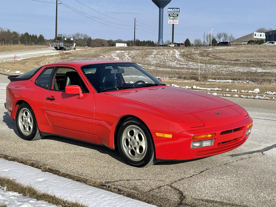 1988 Porsche 944 Turbo - Image 24 of 31
