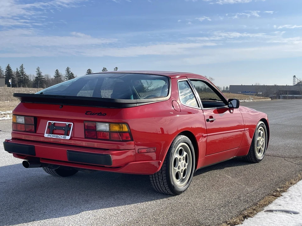 1988 Porsche 944 Turbo - Image 26 of 31