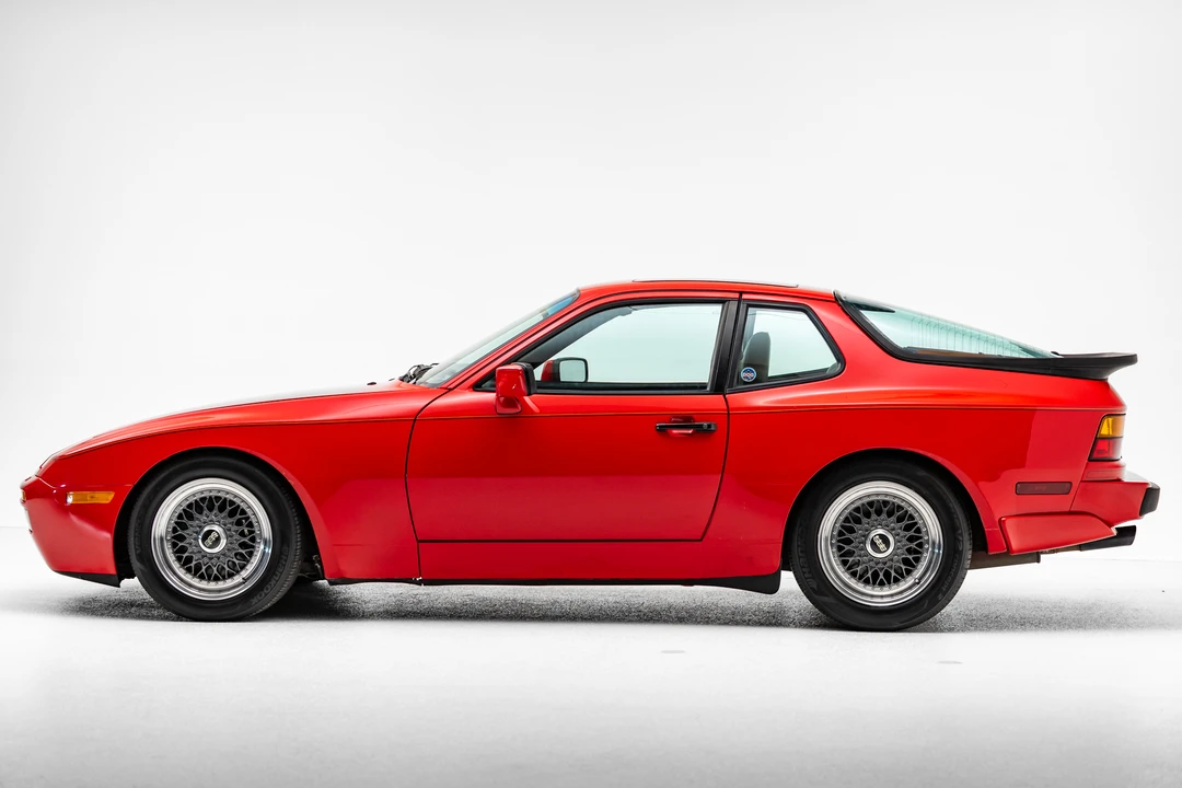 1988 Porsche 944 Turbo - Image 13 of 31