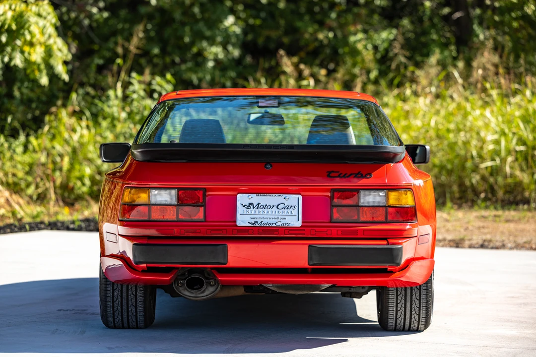 1988 Porsche 944 Turbo - Image 5 of 31