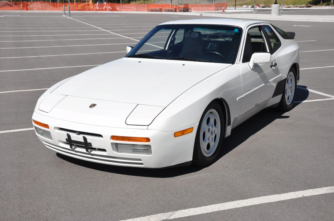 1988 Porsche 944 Turbo - Image 4 of 31
