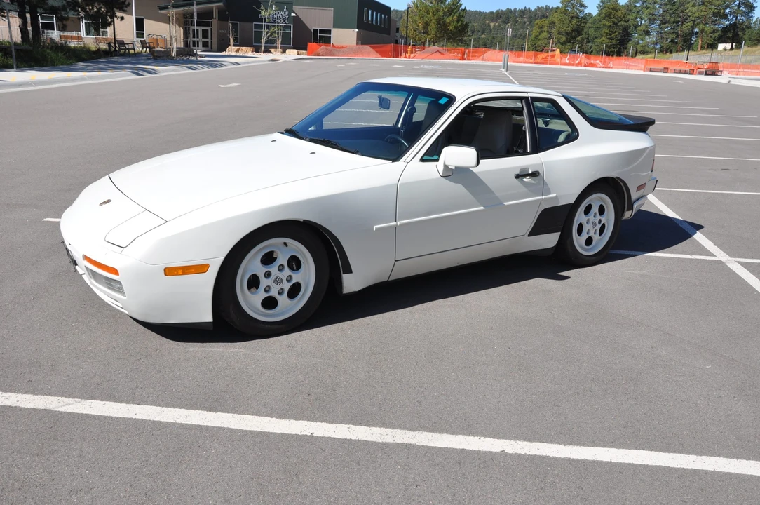 1988 Porsche 944 Turbo - Image 8 of 31