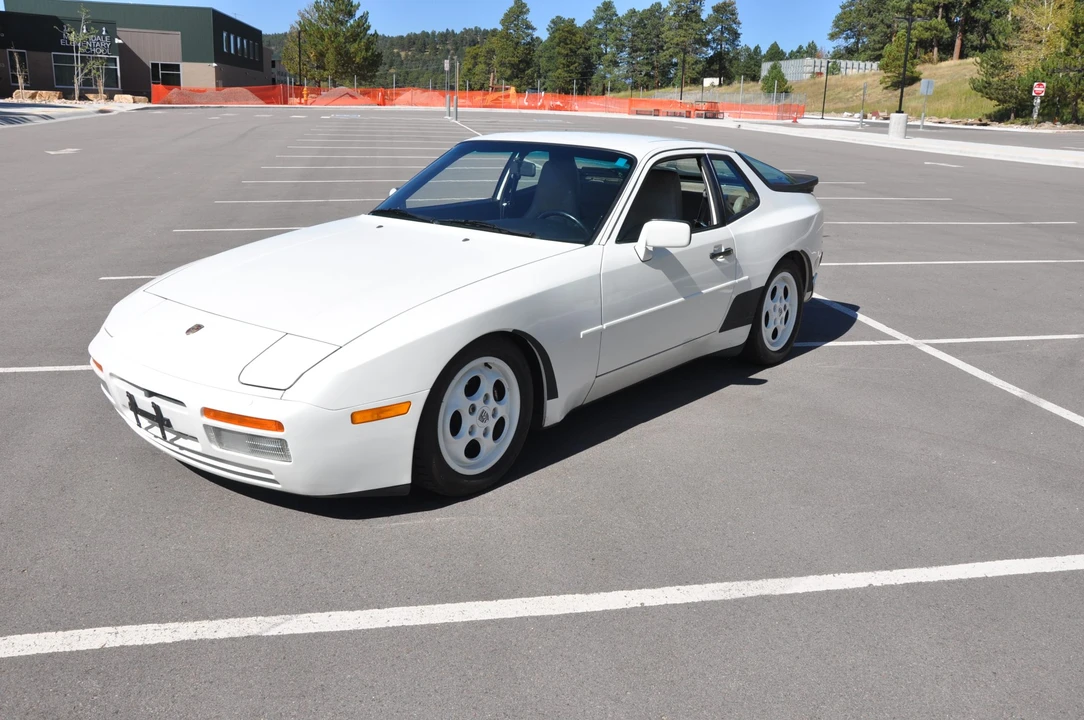 1988 Porsche 944 Turbo - Image 7 of 31
