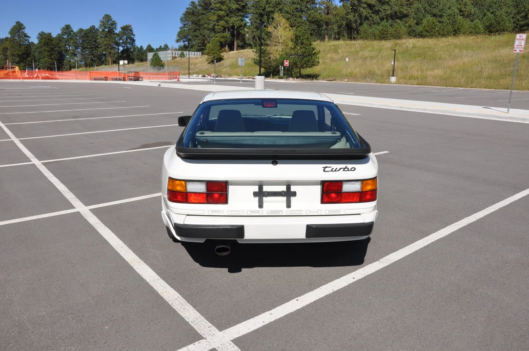 1988 Porsche 944 Turbo - Image 18 of 31