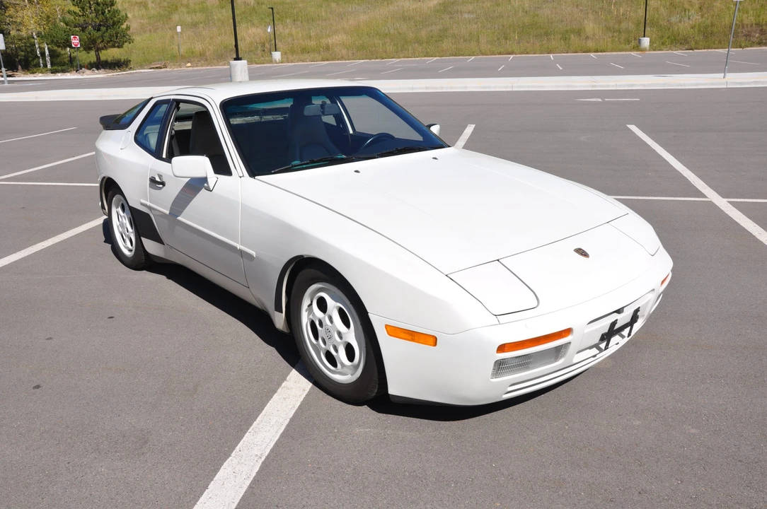 1988 Porsche 944 Turbo - Image 28 of 31