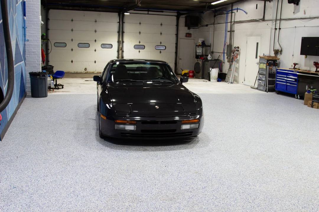 1988 Porsche 944 Turbo - Image 2 of 31