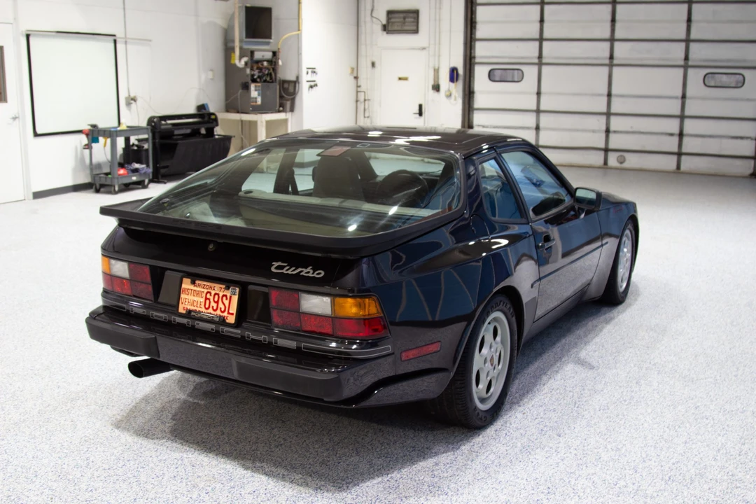 1988 Porsche 944 Turbo - Image 9 of 31