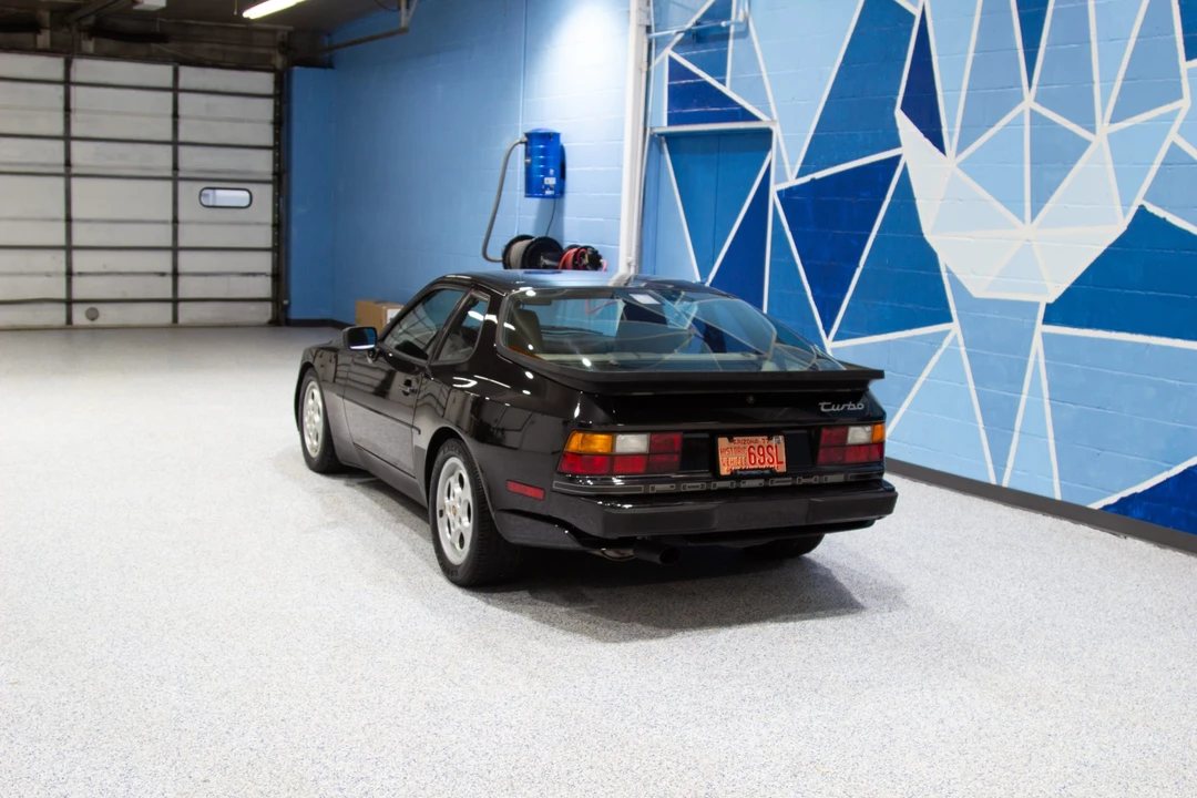 1988 Porsche 944 Turbo - Image 7 of 31