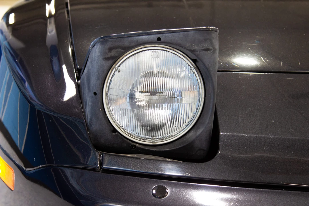 1988 Porsche 944 Turbo - Image 23 of 31