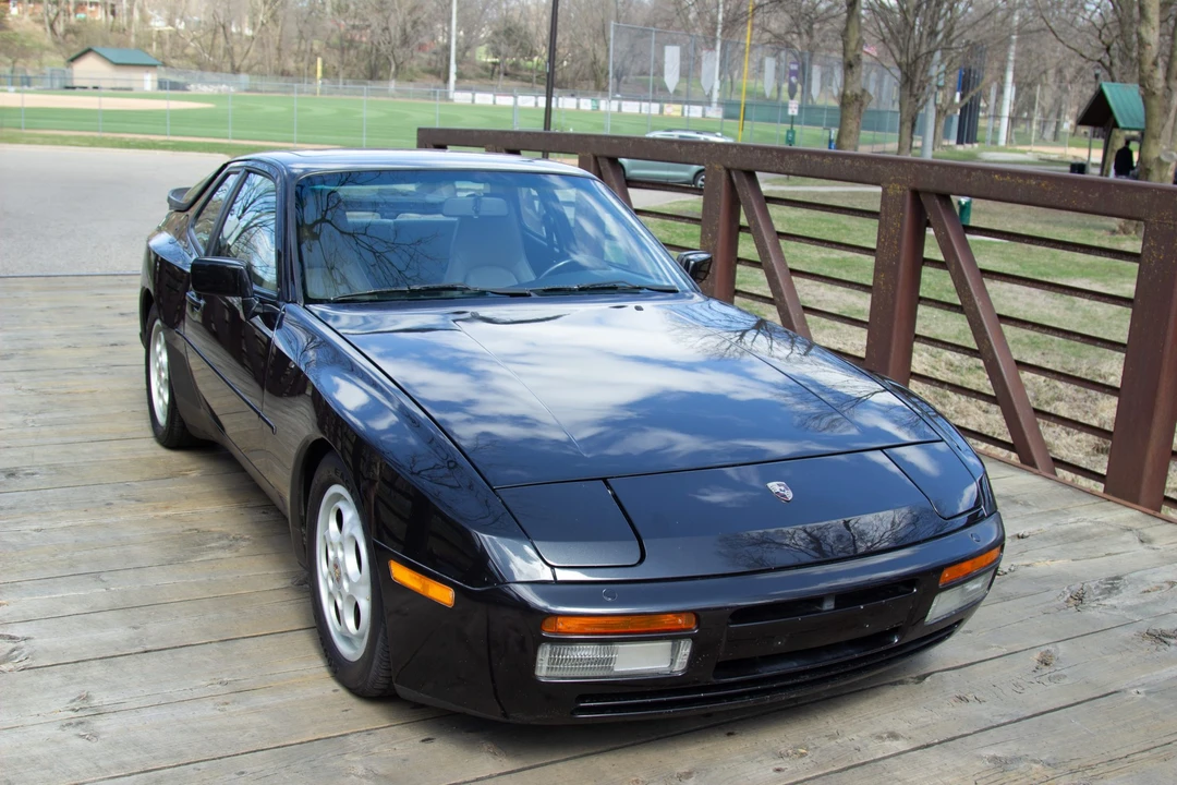 1988 Porsche 944 Turbo - Image 13 of 31