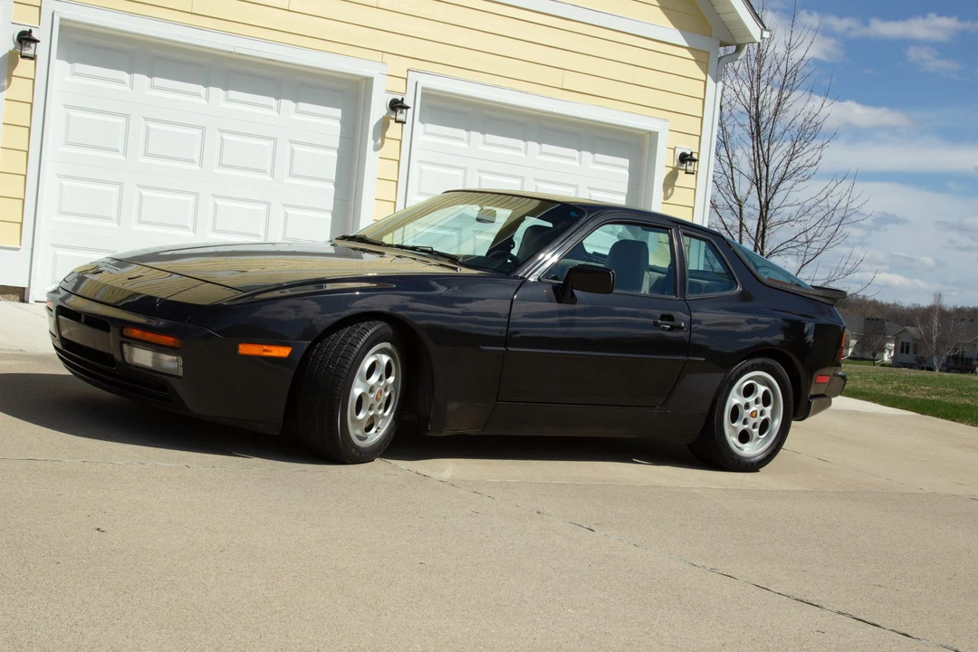 1988 Porsche 944 Turbo - Image 15 of 31