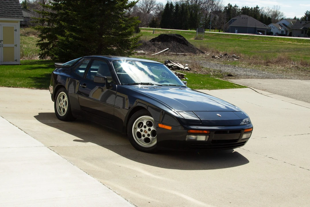 1988 Porsche 944 Turbo - Image 11 of 31