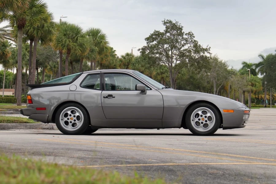 1988 Porsche 944 Turbo - Image 11 of 26