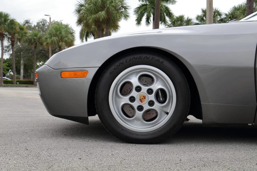 1988 Porsche 944 Turbo - Image 15 of 26
