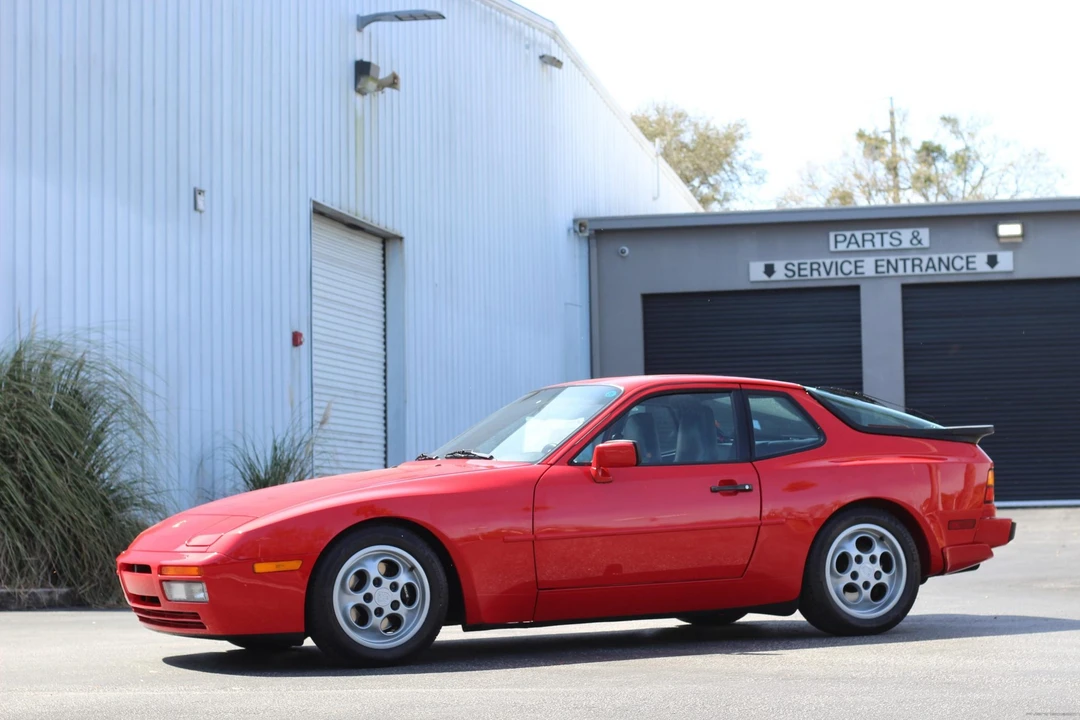 1988 Porsche 944 Turbo - Image 3 of 31