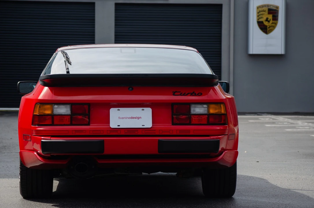1988 Porsche 944 Turbo - Image 12 of 31