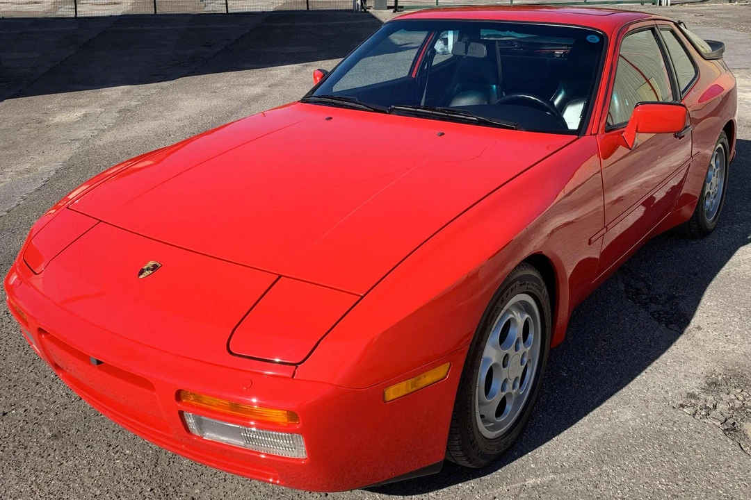 1988 Porsche 944 Turbo - Image 9 of 31