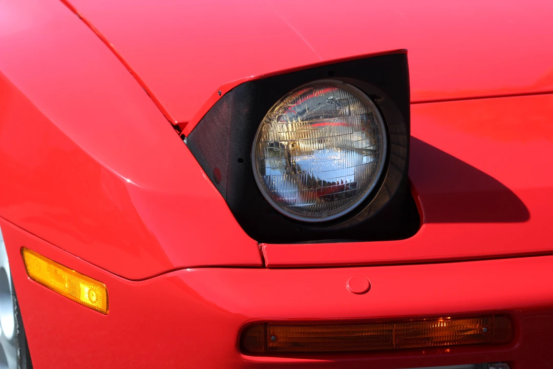1988 Porsche 944 Turbo - Image 23 of 31
