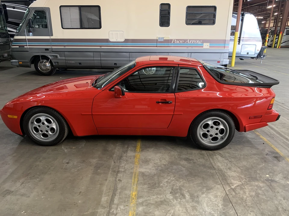 1988 Porsche 944 Turbo - Image 12 of 31