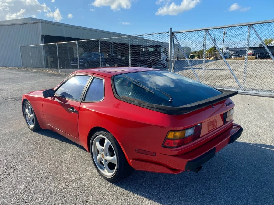 1988 Porsche 944 Turbo - Image 3 of 9