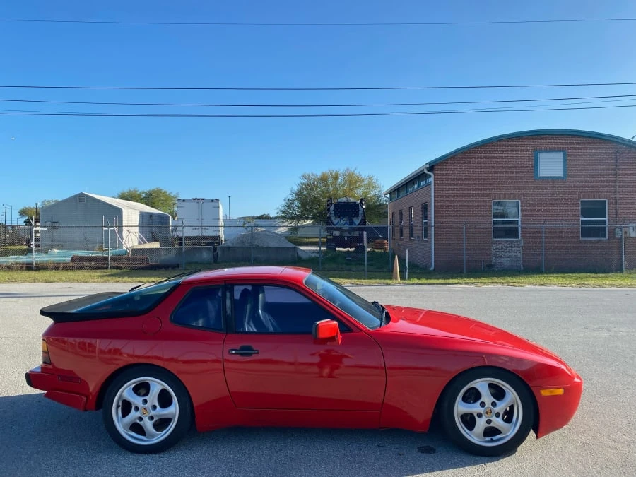 1988 Porsche 944 Turbo - Image 5 of 9