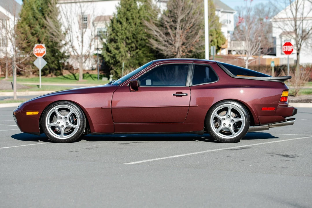 1988 Porsche 944 Turbo - Image 5 of 31
