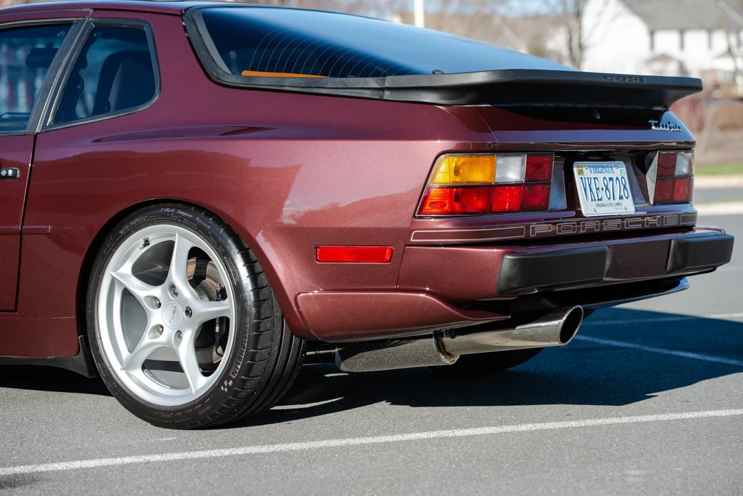 1988 Porsche 944 Turbo - Image 27 of 31