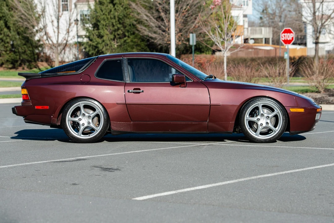1988 Porsche 944 Turbo - Image 15 of 31