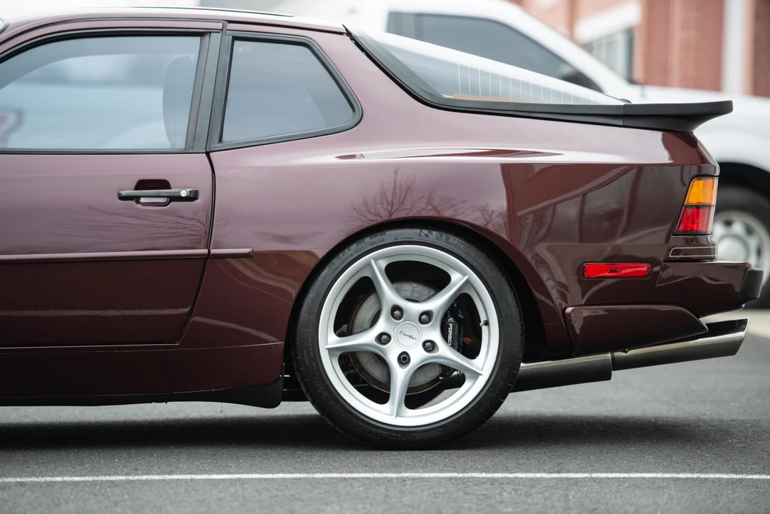 1988 Porsche 944 Turbo - Image 30 of 31