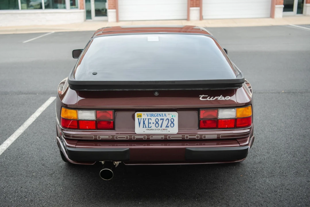 1988 Porsche 944 Turbo - Image 9 of 31