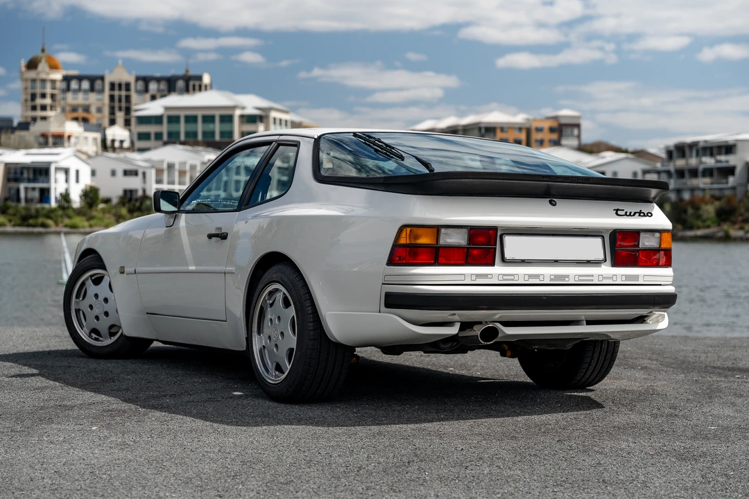 1988 Porsche 944 Turbo - Image 7 of 31