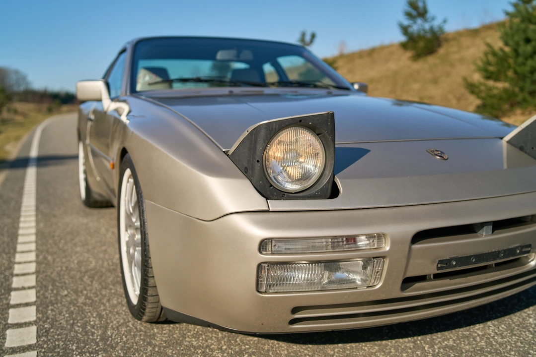1988 Porsche 944 Turbo - Image 17 of 31