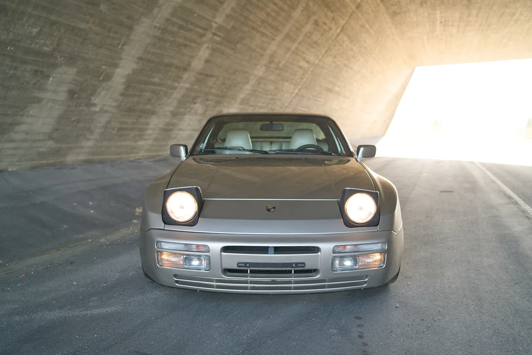 1988 Porsche 944 Turbo - Image 14 of 31