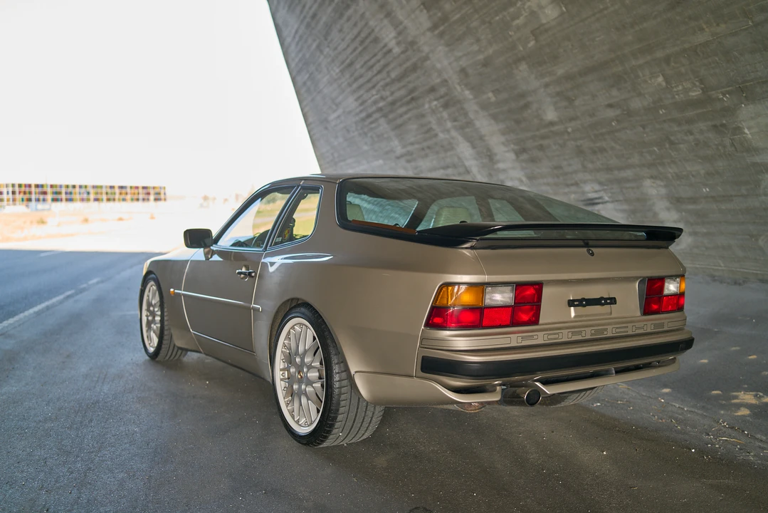 1988 Porsche 944 Turbo - Image 5 of 31
