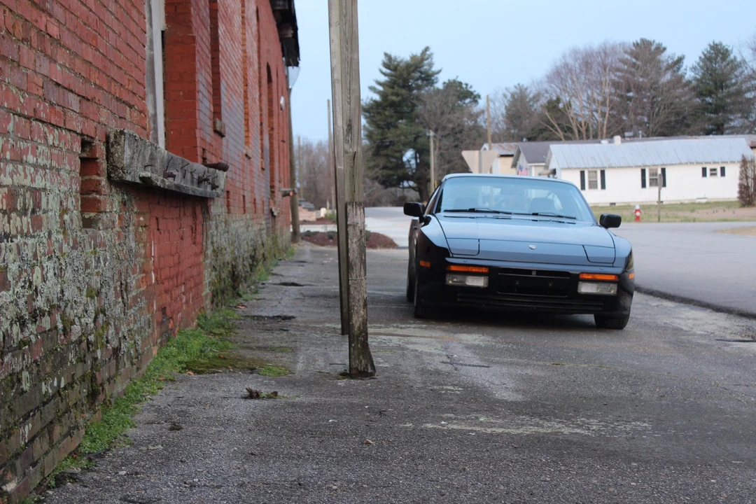 1988 Porsche 944 Turbo - Image 9 of 31