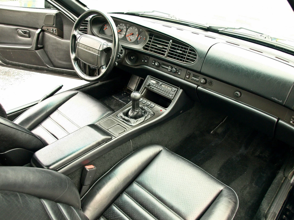 1988 Porsche 944 Turbo - Image 20 of 31