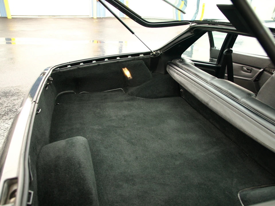 1988 Porsche 944 Turbo - Image 29 of 31