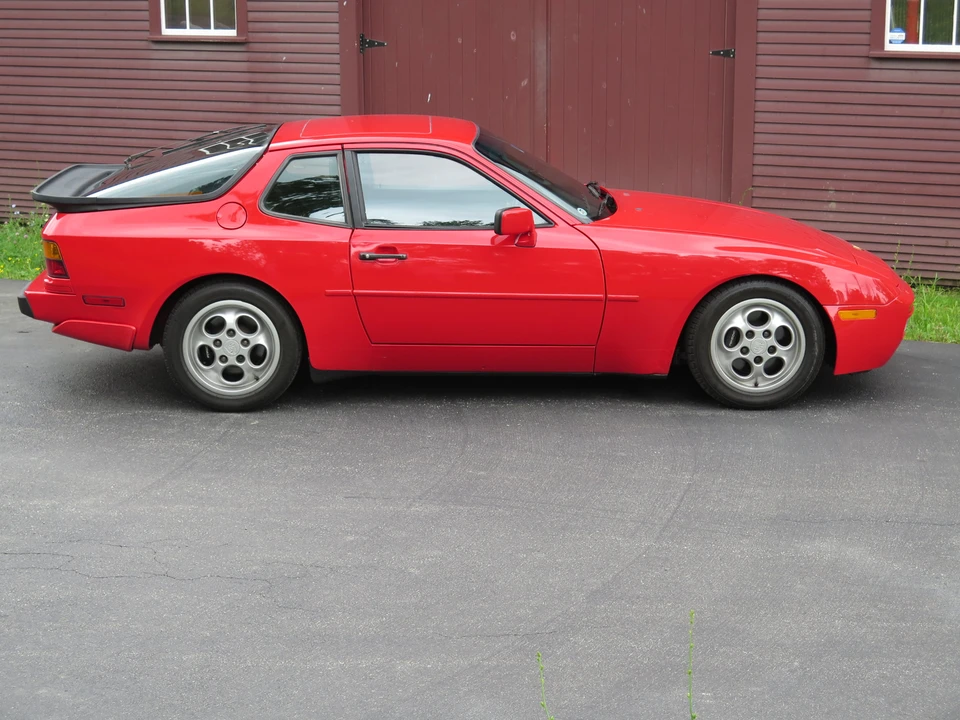 1988 Porsche 944 Turbo - Image 8 of 31