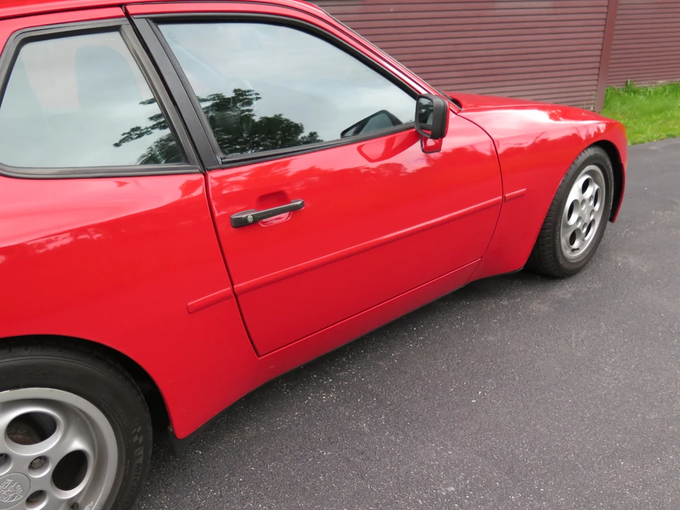 1988 Porsche 944 Turbo - Image 14 of 31