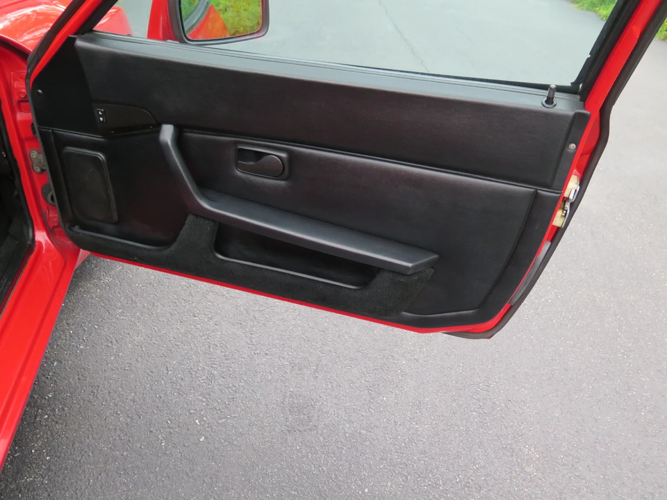 1988 Porsche 944 Turbo - Image 29 of 31
