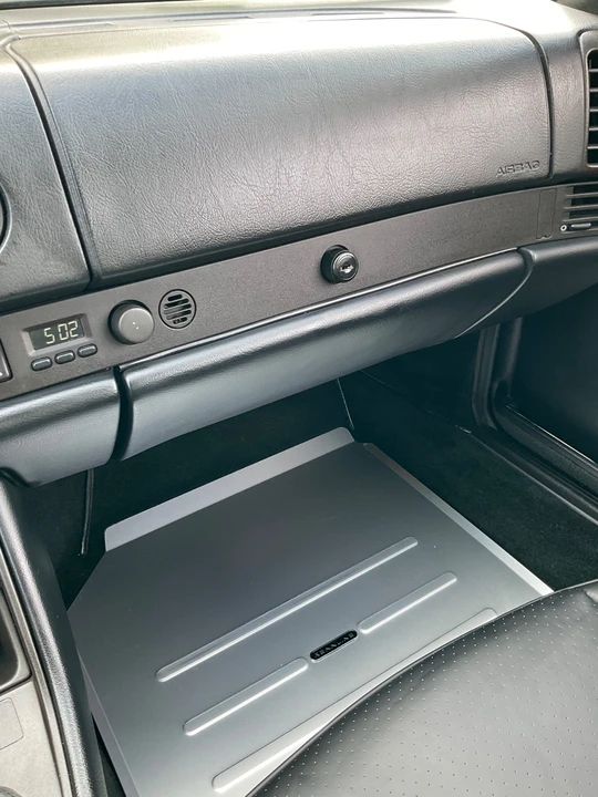 1988 Porsche 944 - Image 29 of 31