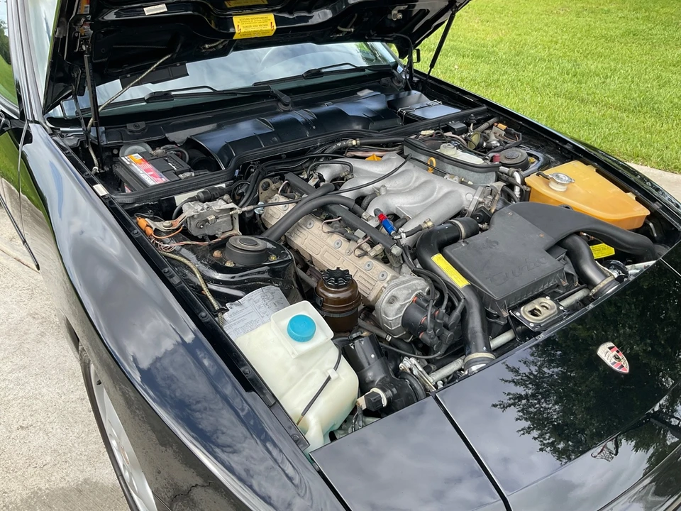 1988 Porsche 944 - Image 27 of 31
